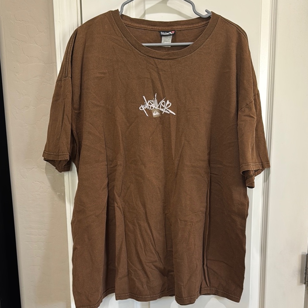 Quiksilver Brown Short Sleeve Tee Relaxed Fit / D24